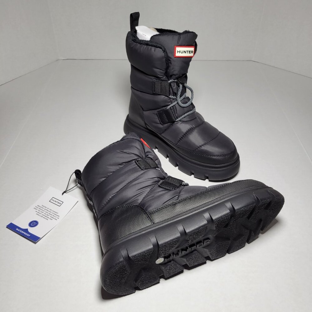 Hunter Women's Moon Lug Sole Insulated Waterproof Snow Booties in Black - Picture 2 of 10